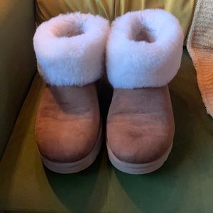 Ugg womens size 8 boots